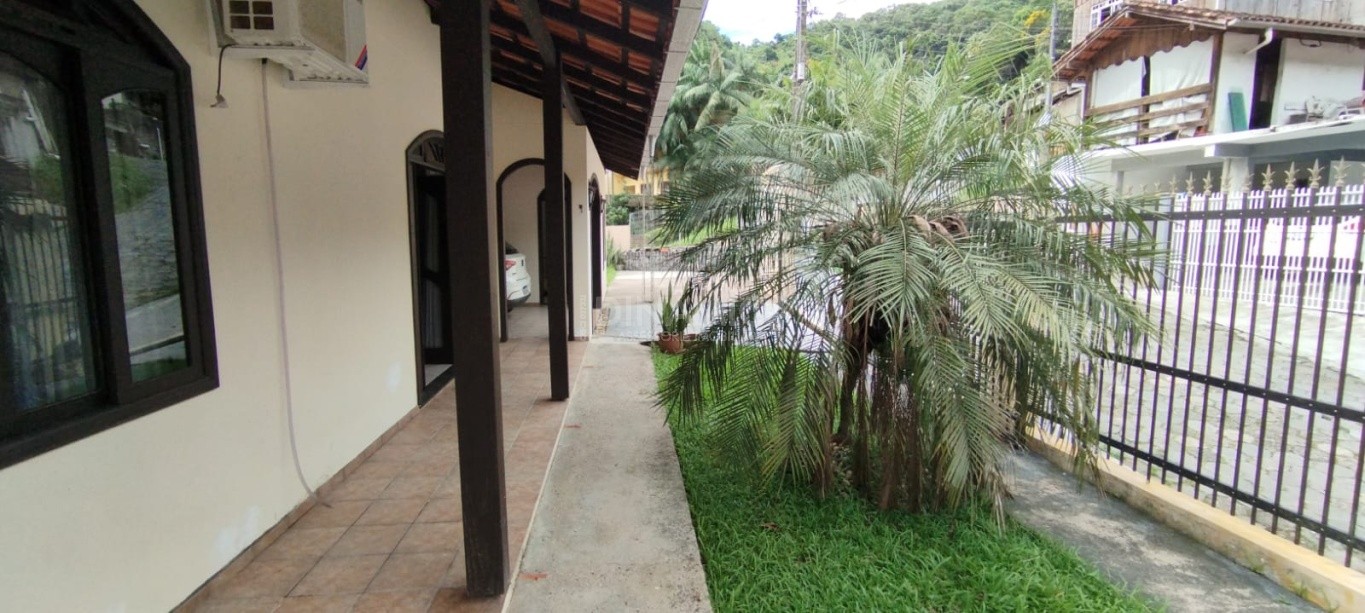 Comprar Casa no bairro Valparaíso em Blumenau