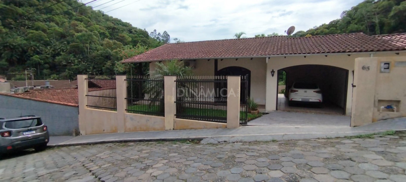 Comprar Casa no bairro Valparaíso em Blumenau