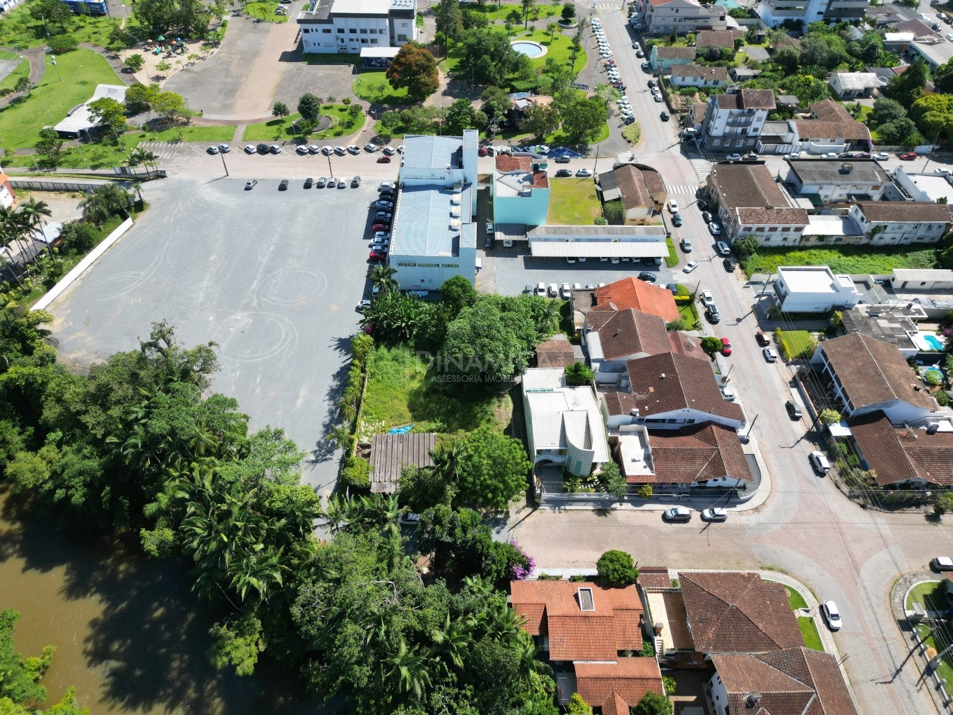 Comprar Lote/Terreno no bairro Centro em Timbó