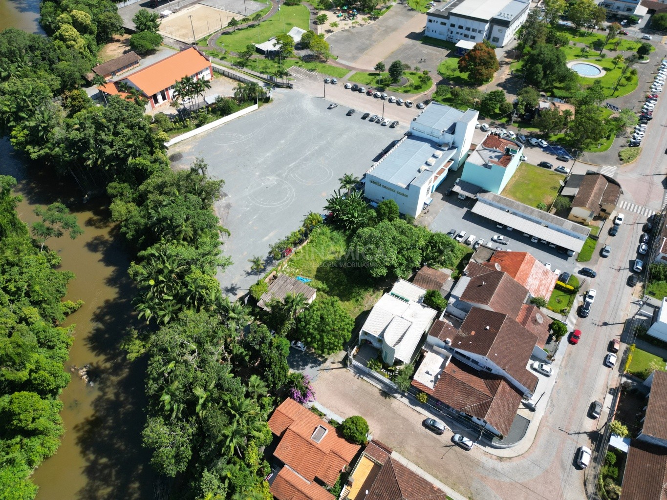 Comprar Lote/Terreno no bairro Centro em Timbó