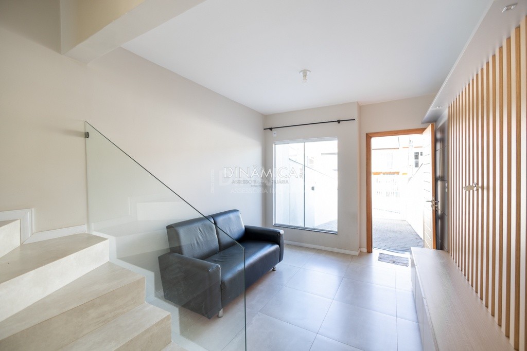 Comprar Sobrado no bairro Fortaleza Alta em Blumenau