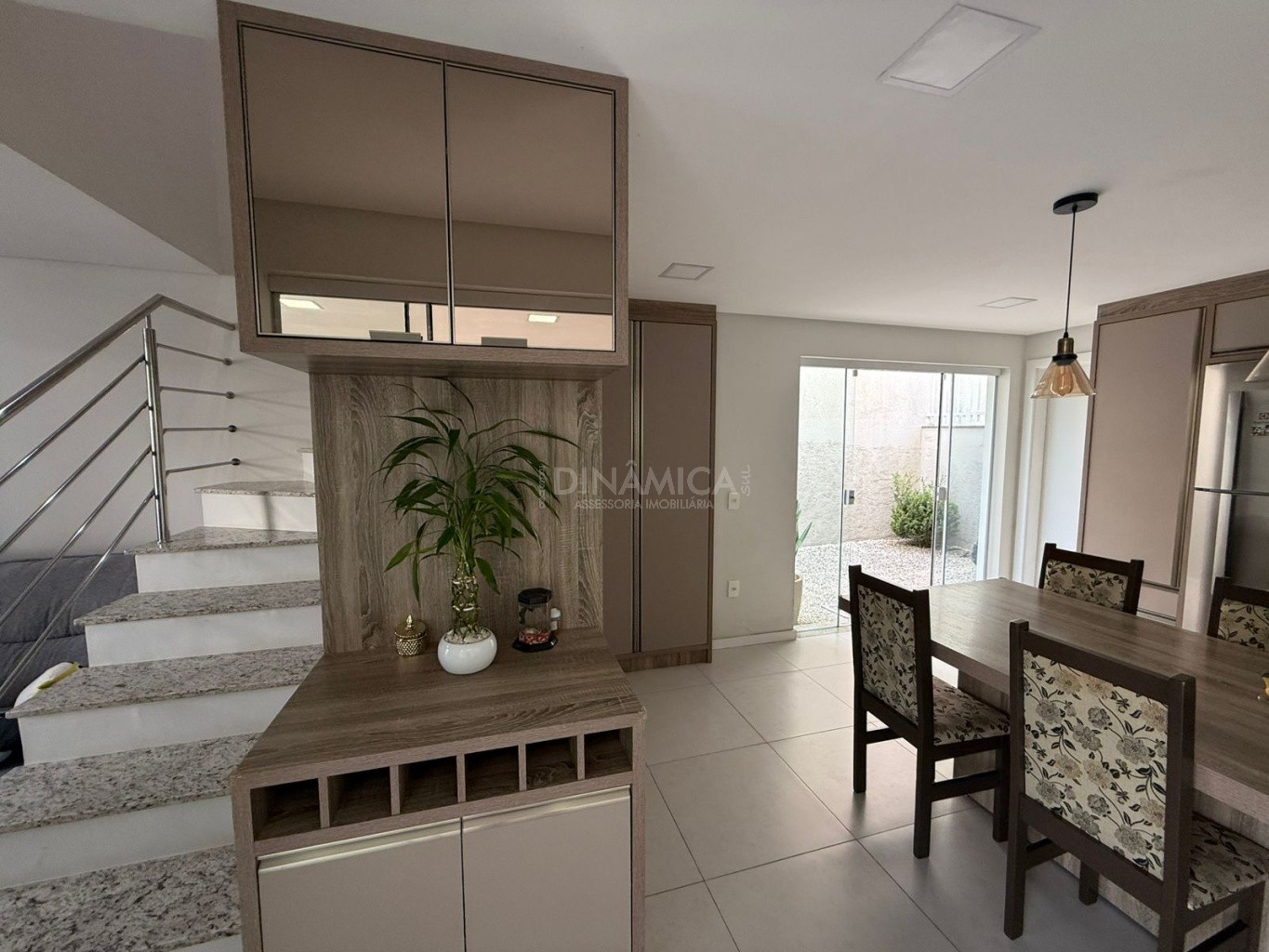 Sobrado à Venda no Bairro Fidélis - Blumenau/SC — foto 2