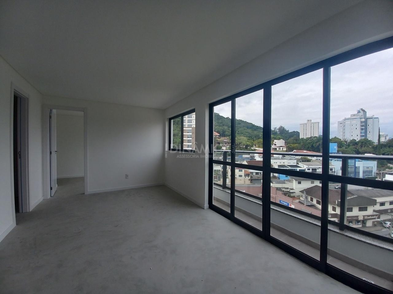 Apartamento à venda no bairro Itoupava Seca - foto 1