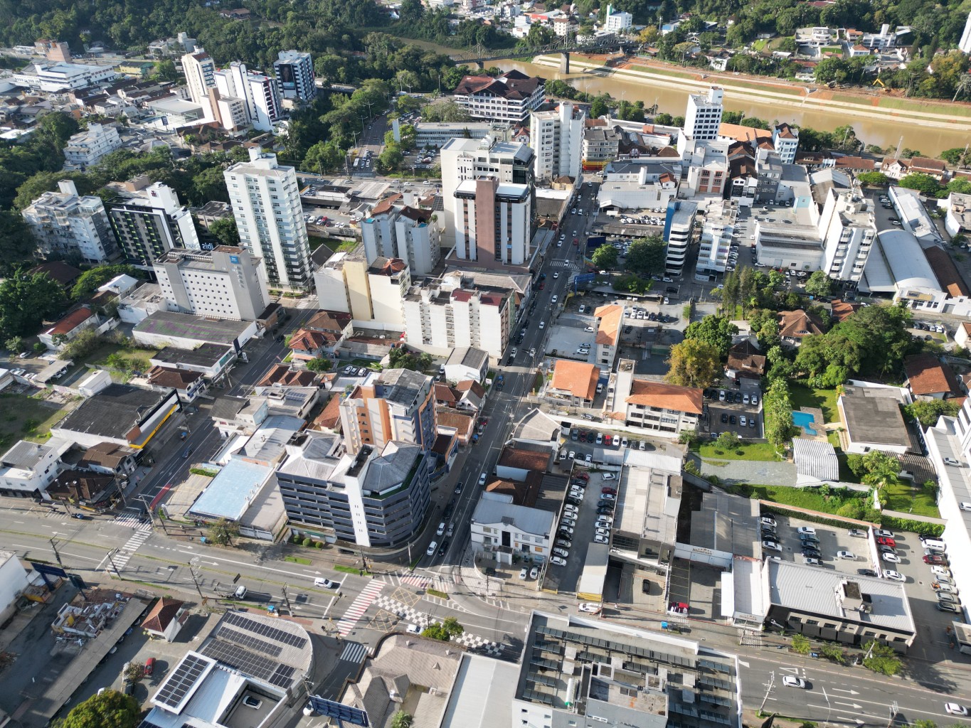 Ótima Oportunidade de Investimento no Centro de Blumenau! — foto 6
