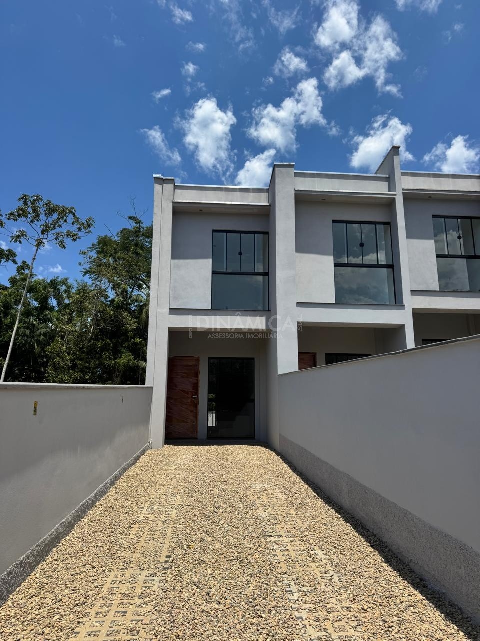 Sobrado duas suítes e com terreno direto com a construtora no Badenfurt em Blumenau! — foto 2