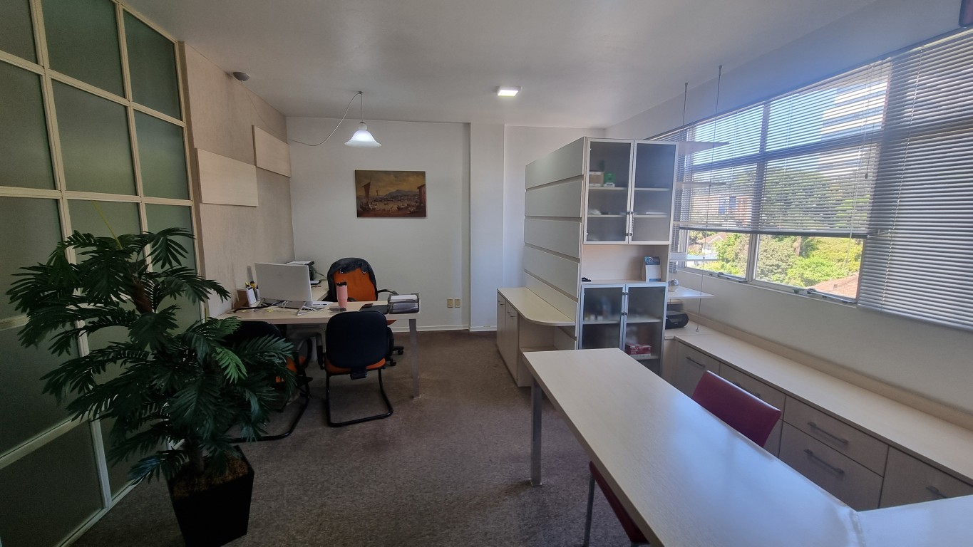 Sala Comercial no Centro de Blumenau - Localização Estratégica e Excelente Custo-Benefício! — foto 2