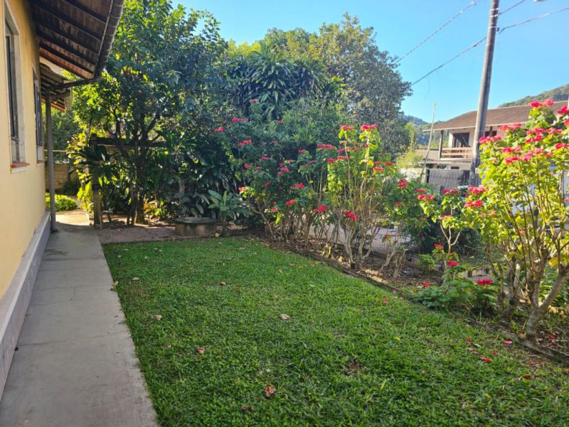Oportunidade Única no Bairro Valparaíso - Terreno Plano de Esquina com Grande Potencial Construtivo! — foto 7