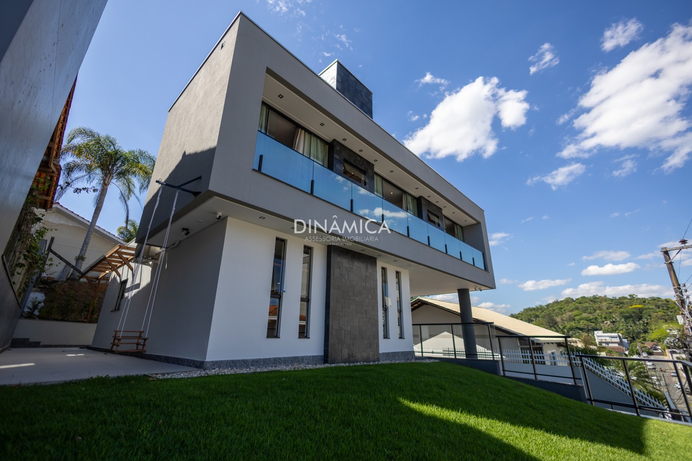 Casa Contemporânea de Alto Padrão - Bairro Salto (Divisa com Escola Agrícola), Blumenau! — foto 2