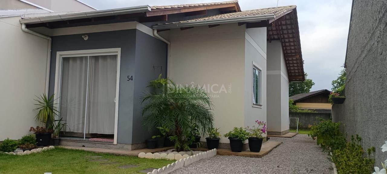 Casa à Venda 2 dormitórios - Bairro Rio Morto, Indaial - foto 1