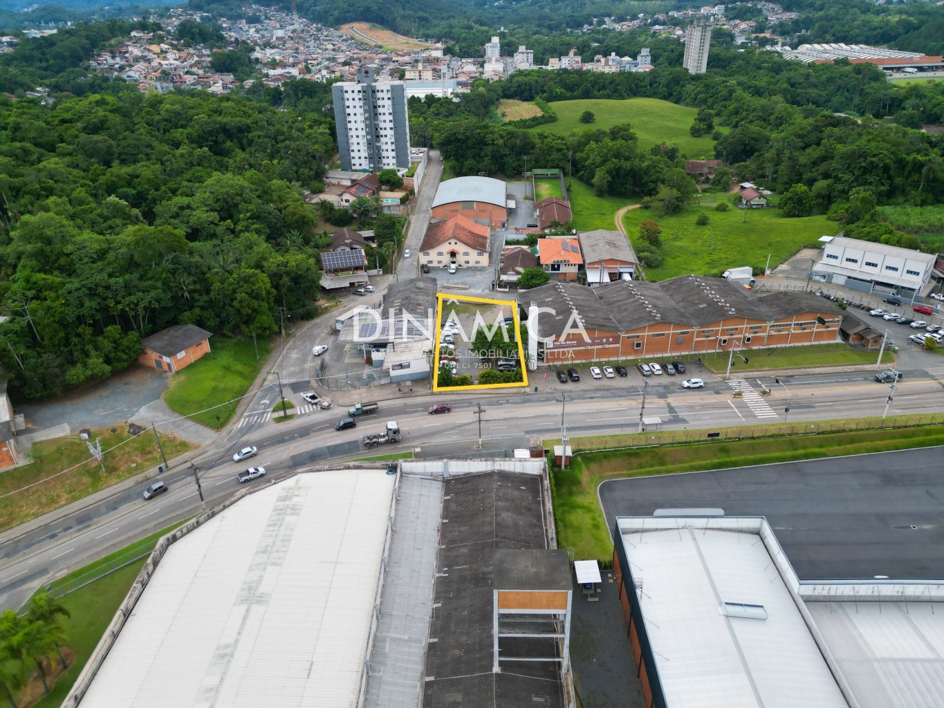 Terreno industrial ou Comercial com 02 frentes, Principal para Rua Bahia — foto 2