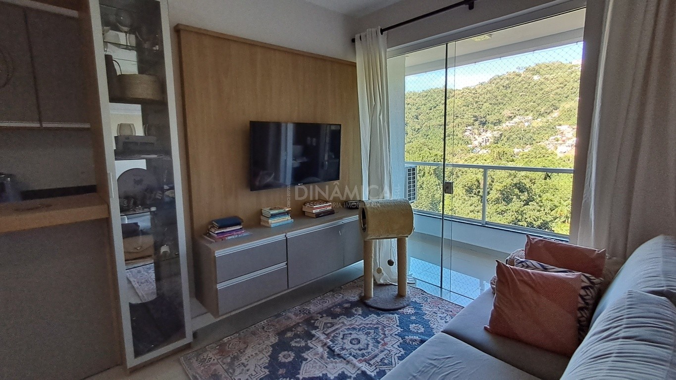 Lindo apartamento mobiliado à venda no bairro Boa Vista em Blumenau, pronto para morar com todo o conforto que você merece! - foto 1