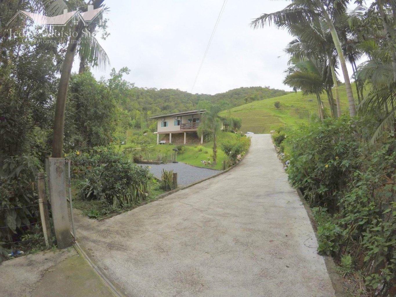 Sítio com Ampla casa no Bairro Progresso - Blumenau/SC Ref. 710 - foto 1