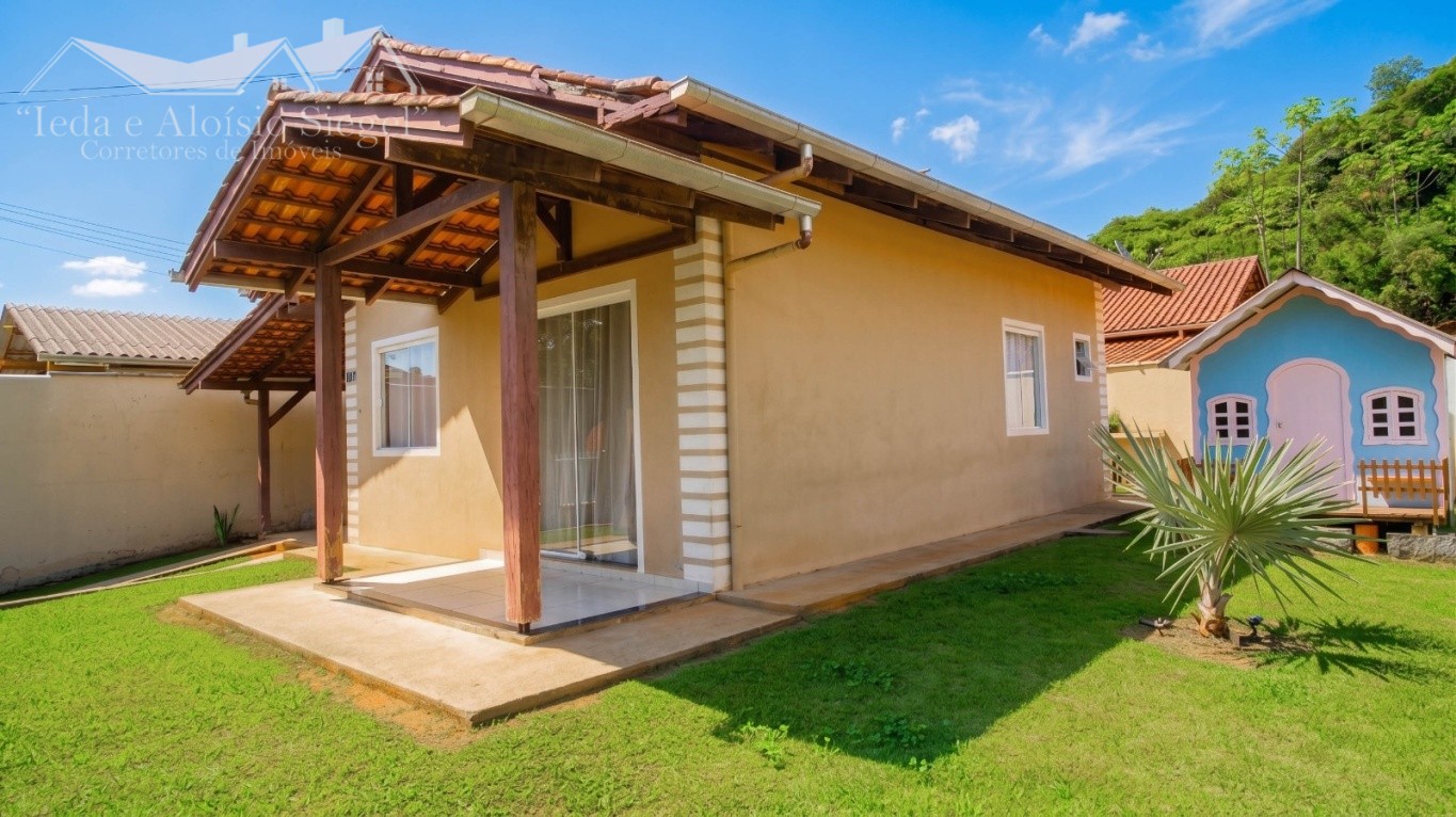 Casa com amplo terreno no Bairro Badenfurt Blumenau/SC Ref. 1667 — foto 2