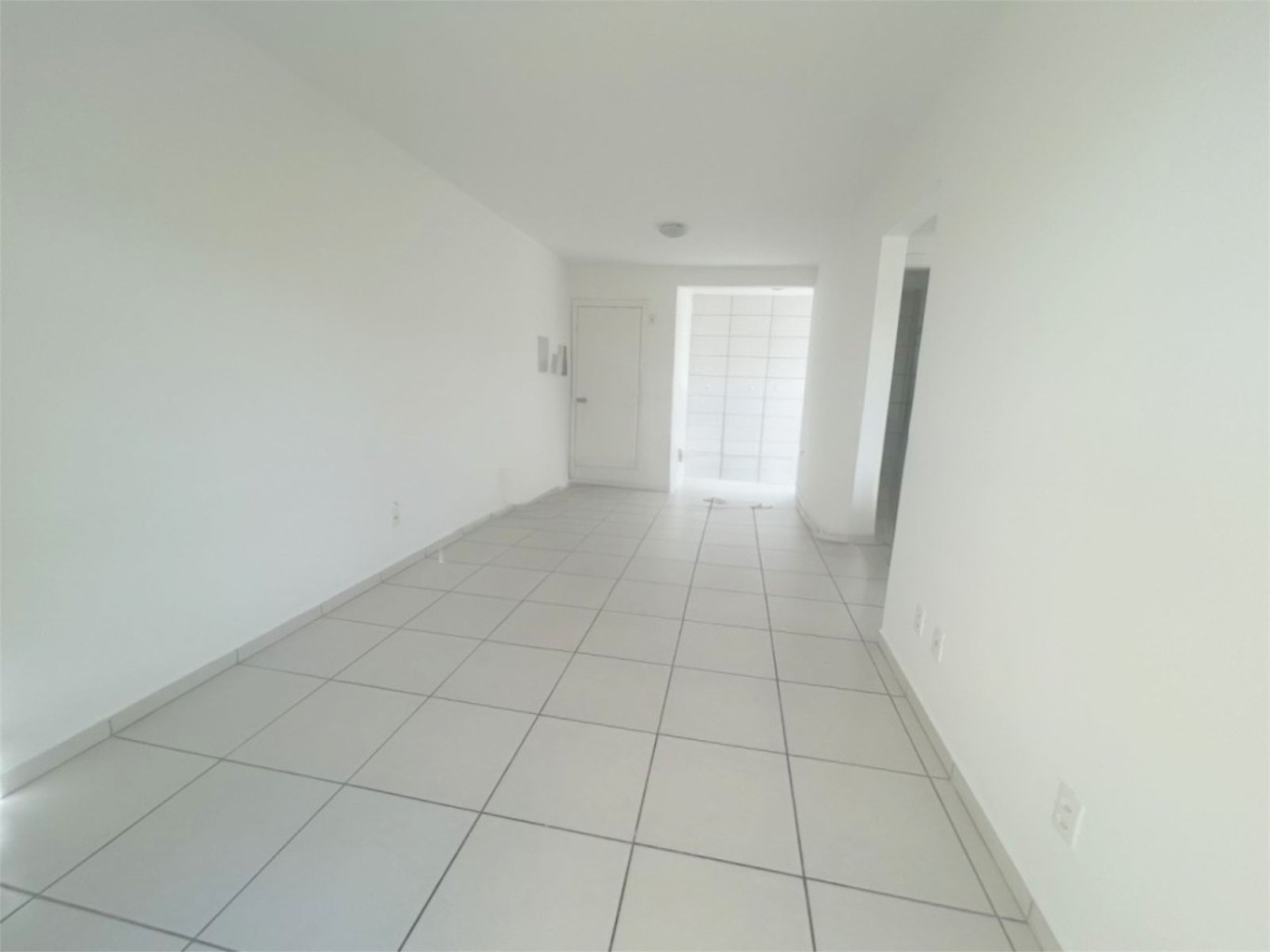 Apartamento em Condomínio Completo com 2 Sacadas - Bairro Itoupavazinha em Blumenau/SC Ref. 1668 — foto 7