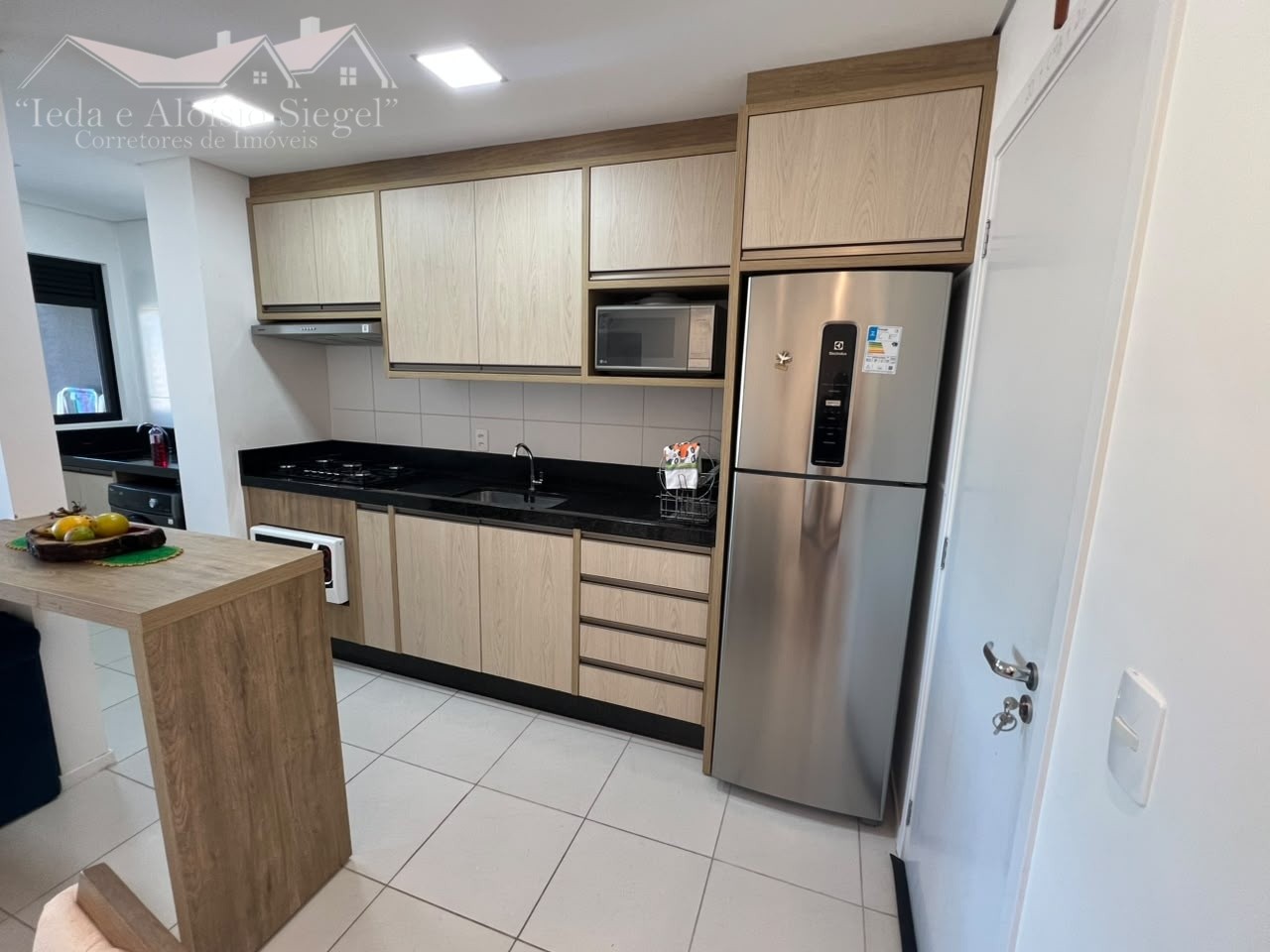COZINHA MÓVEIS SOB MEDIDA E MARMORE
