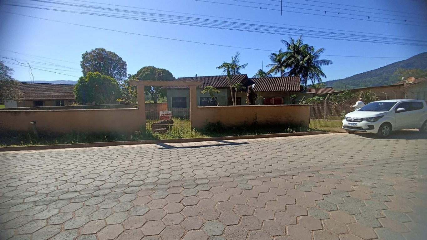 Vende: Casa de Alvenaria - foto 1