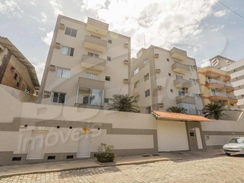 Apartamento para alugar com 3 quartos, 100m² - Foto 4
