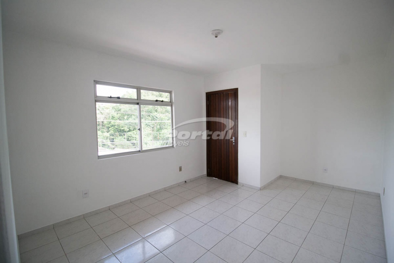 Apartamento para alugar com 2 quartos, 75m² - Foto 5