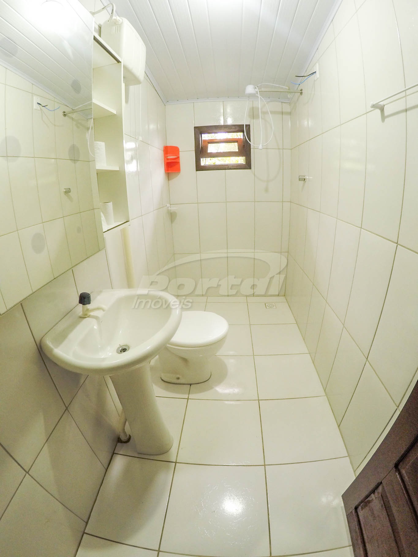 Casa para alugar com 3 quartos, 70m² - Foto 9