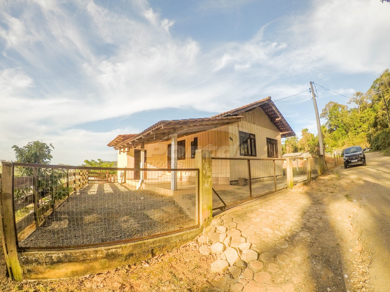 Casa para alugar com 3 quartos, 70m² - Foto 3