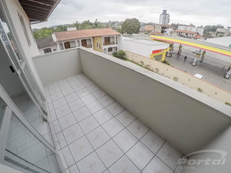 Apartamento para alugar com 2 quartos, 85m² - Foto 4