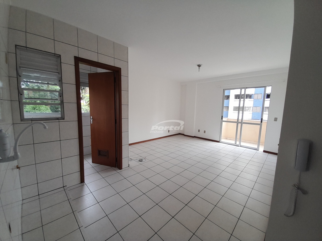 Apartamento para alugar com 1 quarto, 74m² - Foto 12