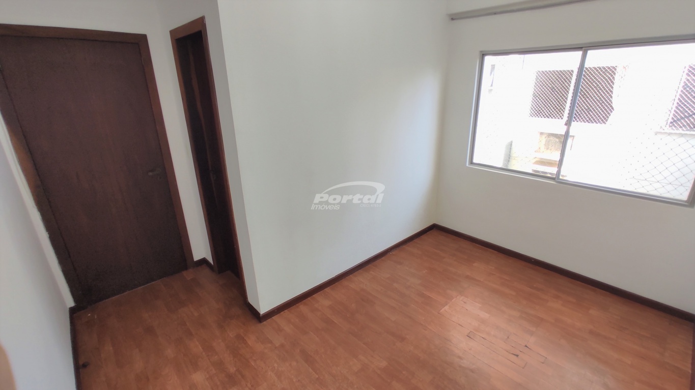 Apartamento para alugar com 3 quartos, 140m² - Foto 16