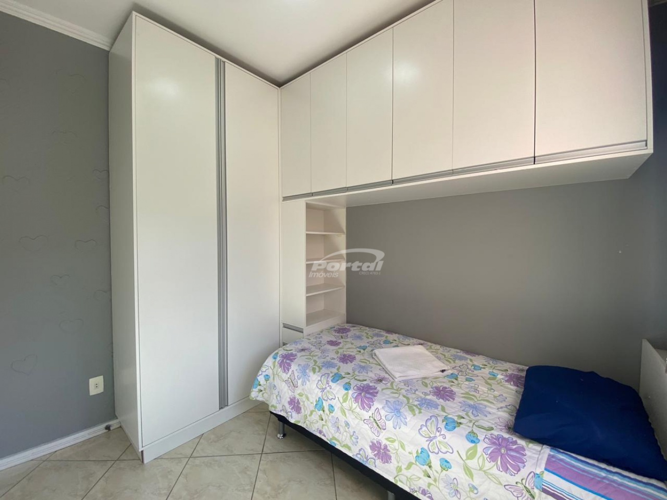 Apartamento para alugar com 3 quartos, 83m² - Foto 12