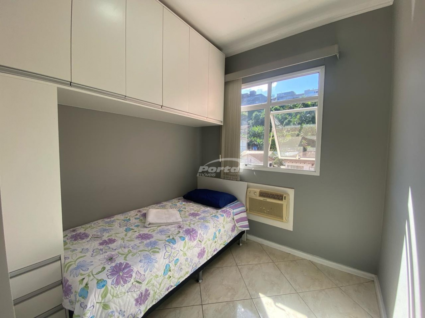 Apartamento para alugar com 3 quartos, 83m² - Foto 13