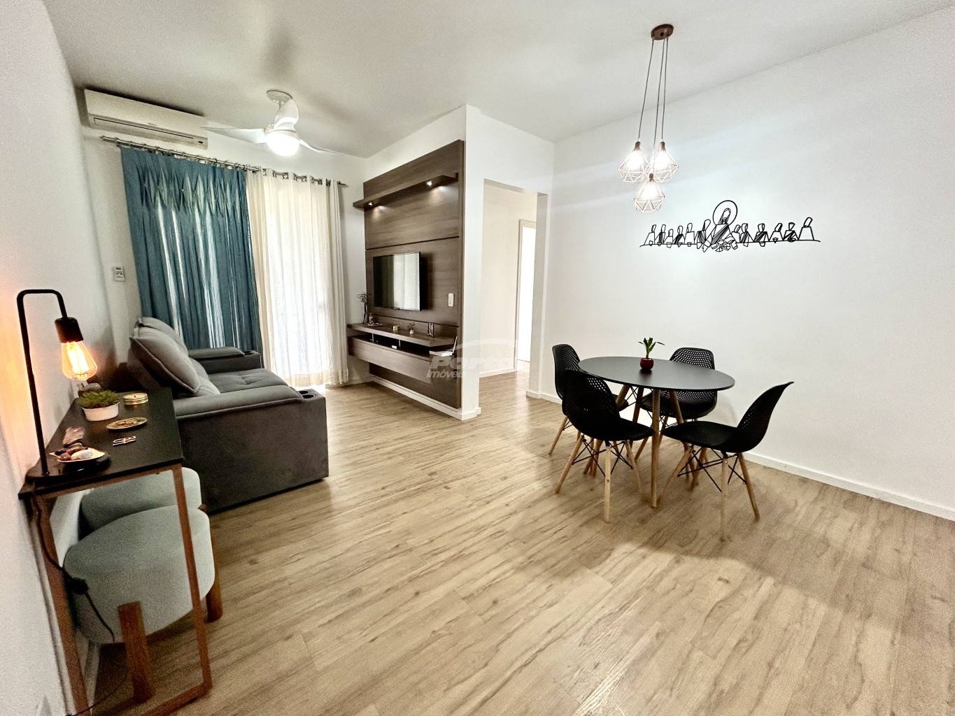 Apartamento à venda com 3 quartos, 72m² - Foto 2