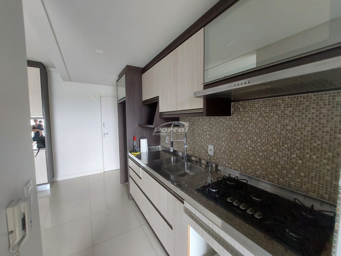 Apartamento para alugar com 2 quartos, 66m² - Foto 9