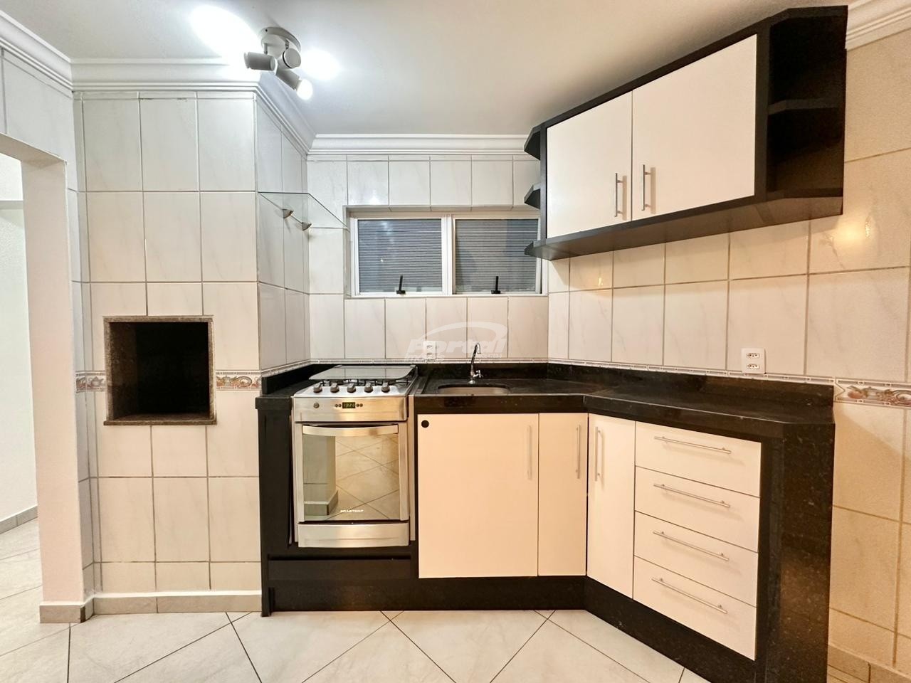 Apartamento para alugar com 3 quartos, 100m² - Foto 3