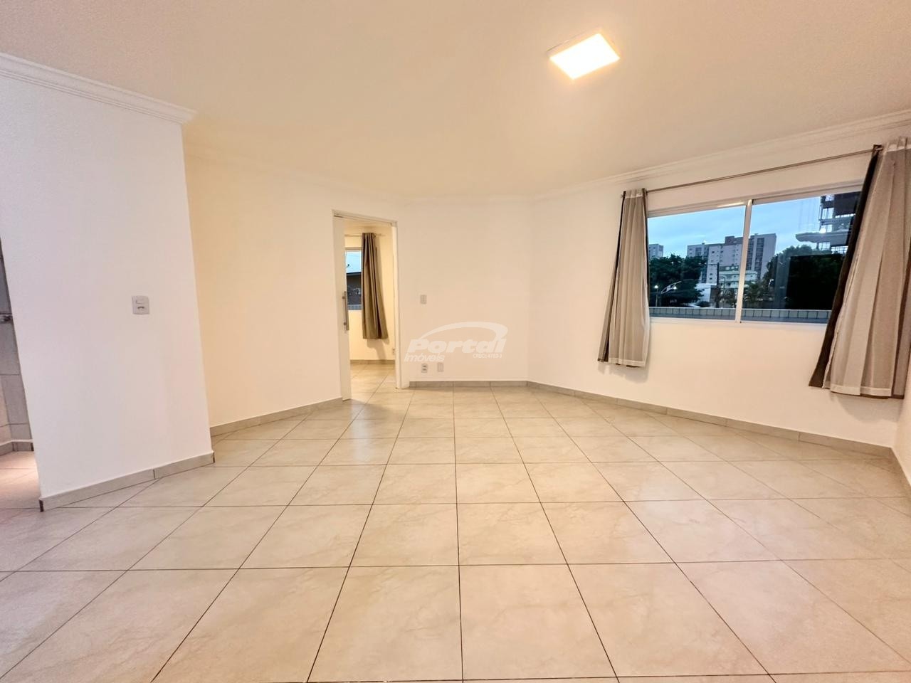 Apartamento para alugar com 3 quartos, 100m² - Foto 12