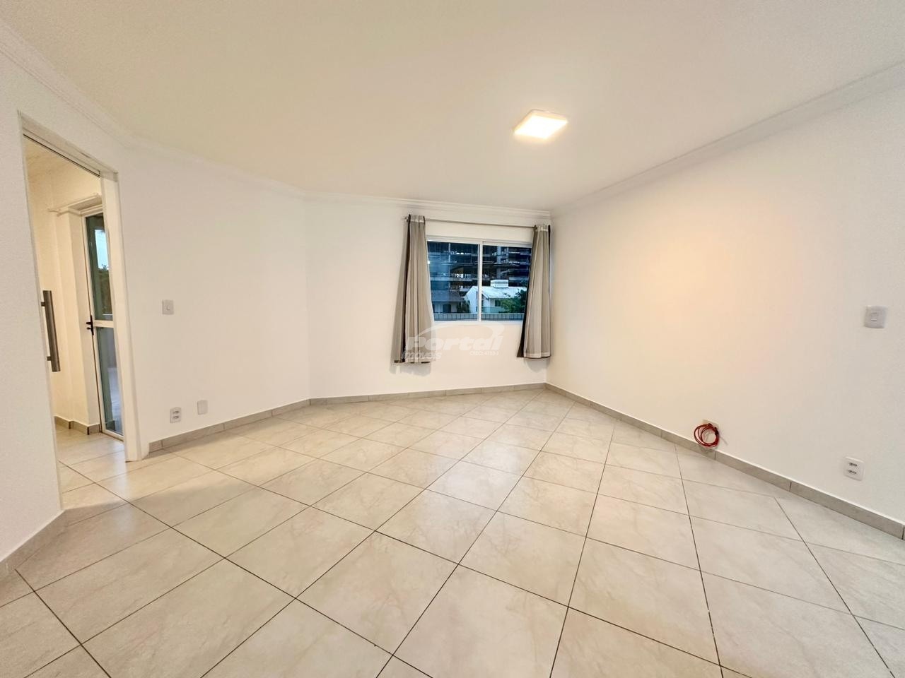 Apartamento para alugar com 3 quartos, 100m² - Foto 8