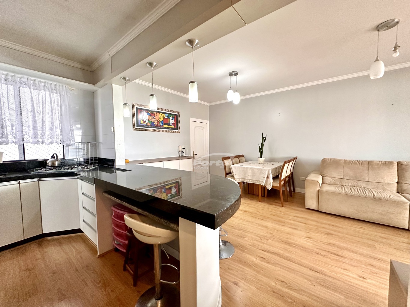 Apartamento para alugar com 2 quartos, 96m² - Foto 11