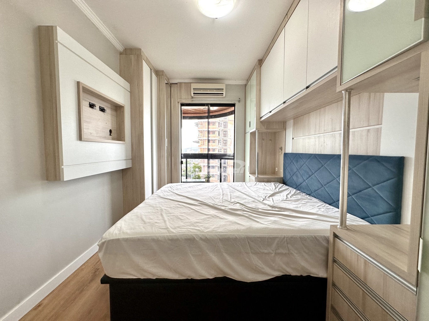 Apartamento para alugar com 2 quartos, 96m² - Foto 23