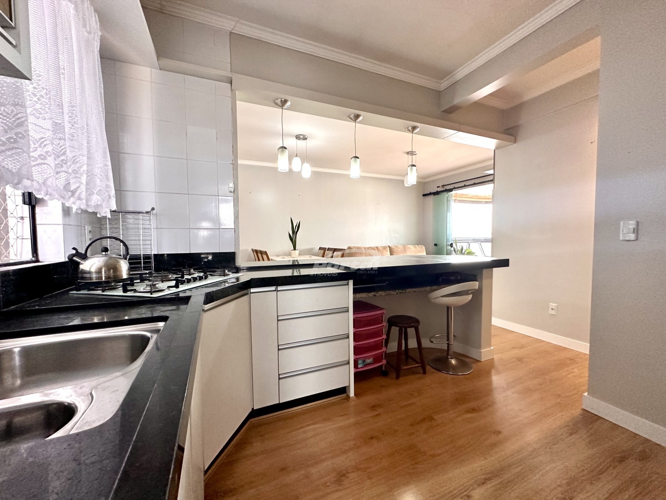 Apartamento para alugar com 2 quartos, 96m² - Foto 14