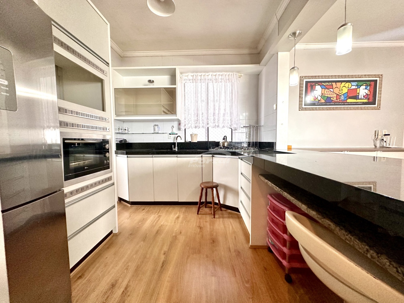 Apartamento para alugar com 2 quartos, 96m² - Foto 15