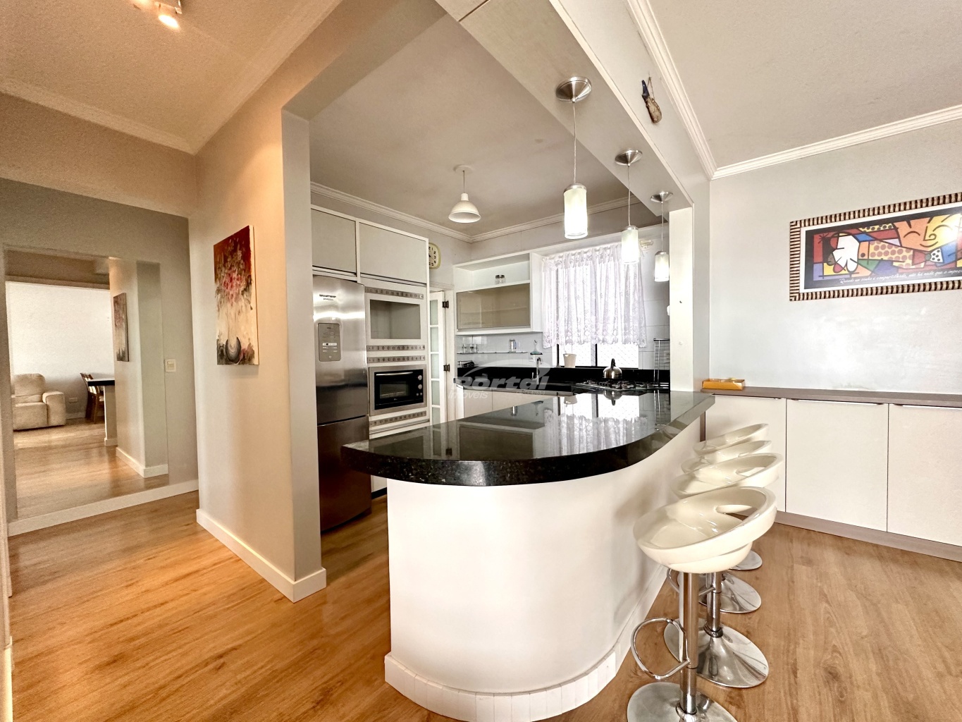 Apartamento para alugar com 2 quartos, 96m² - Foto 16