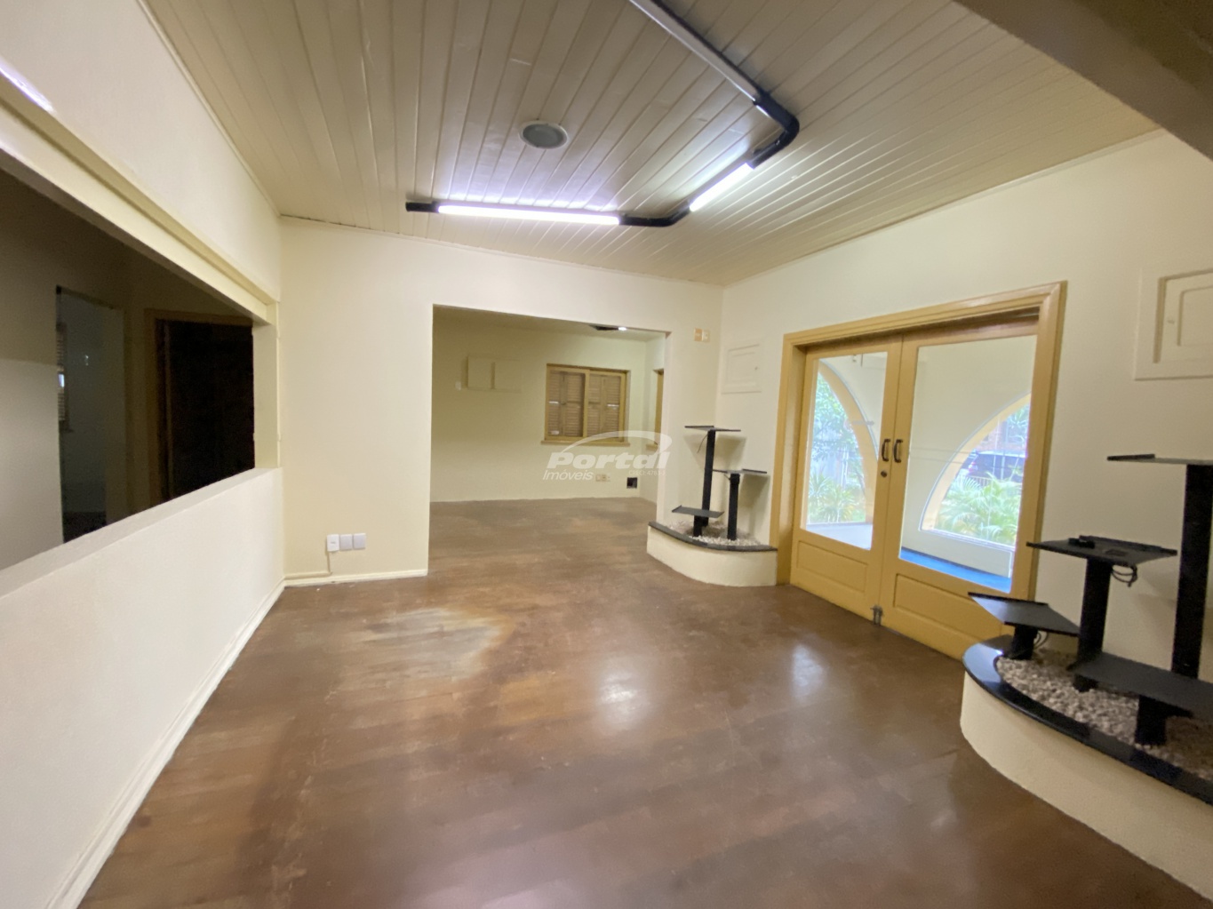 Conjunto Comercial-Sala para alugar com 6 quartos, 391m² - Foto 4