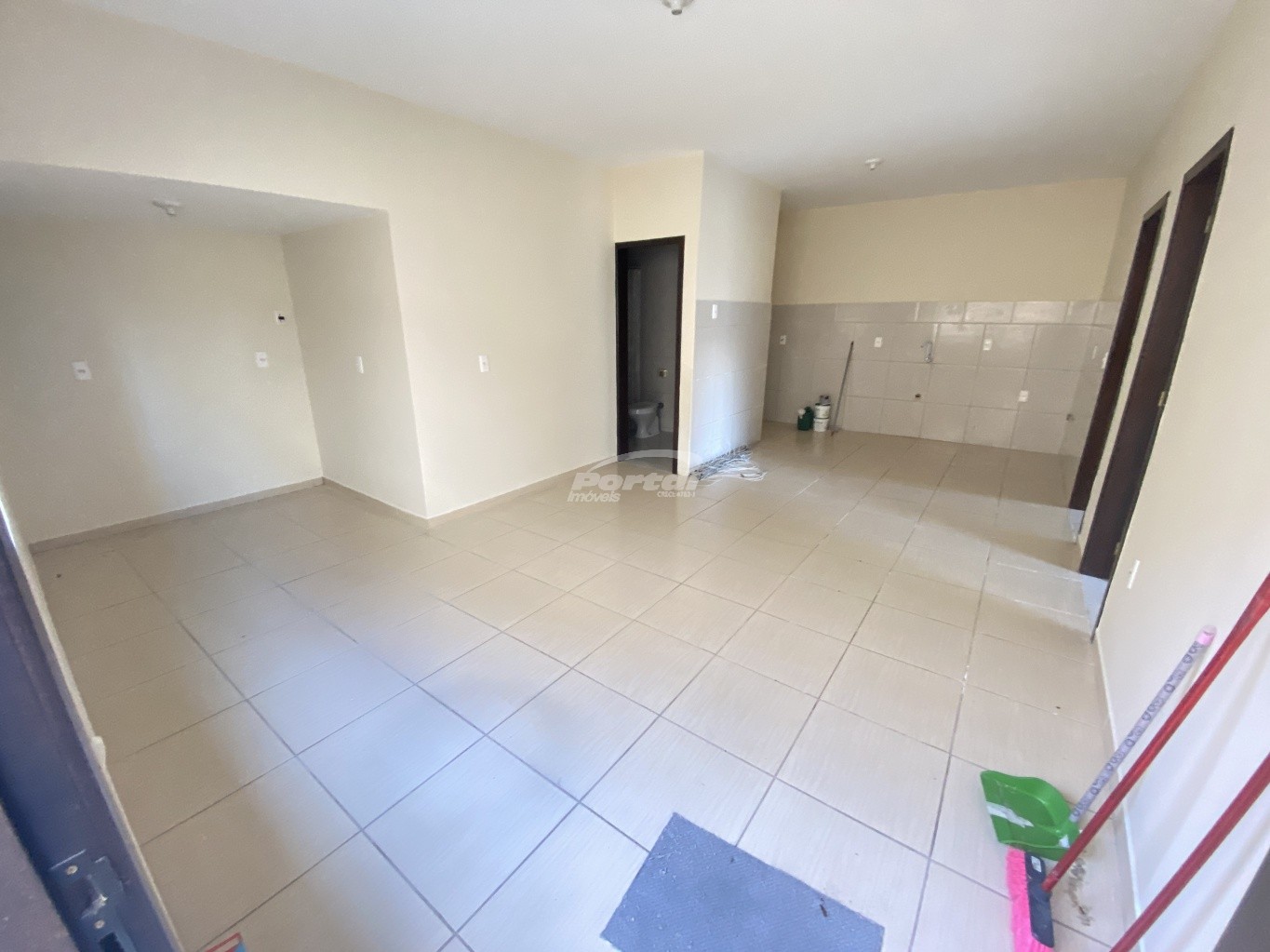 Apartamento para alugar com 2 quartos, 70m² - Foto 2