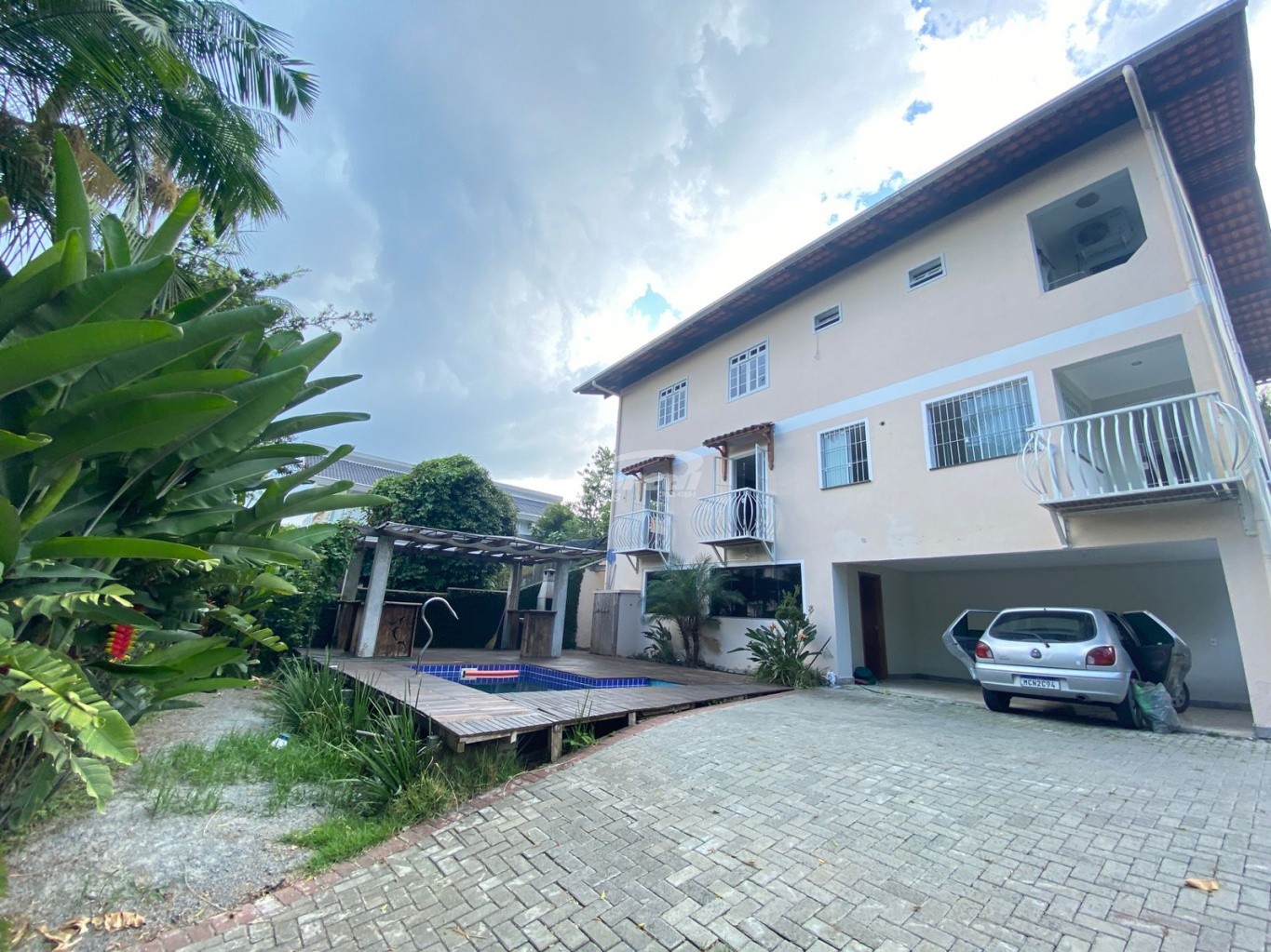 Casa para alugar com 3 quartos, 140m² - Foto 29