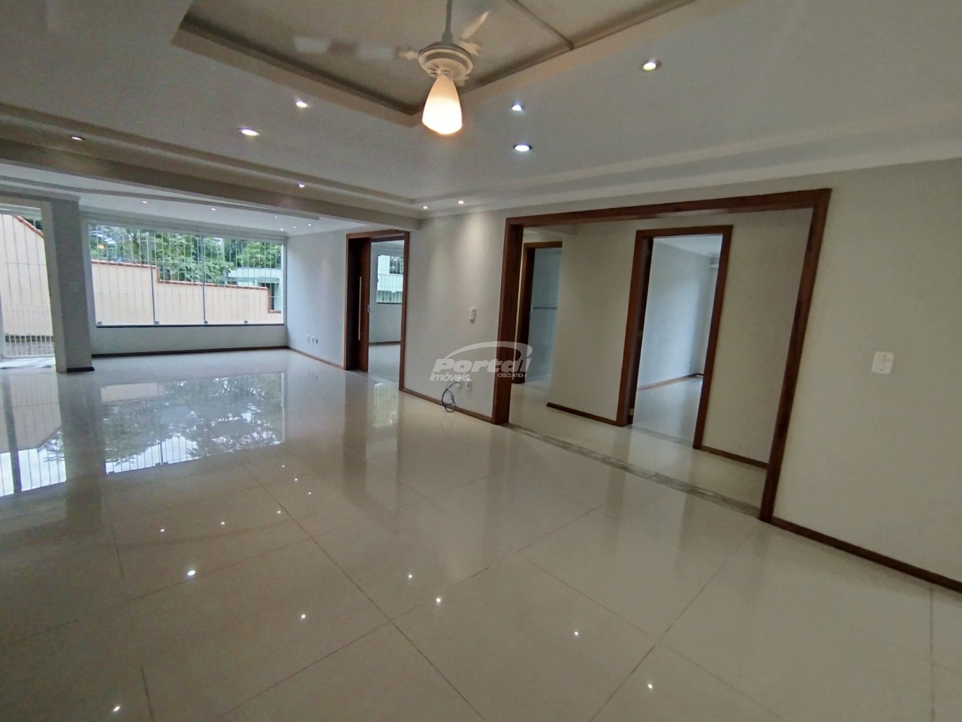 Casa para alugar com 3 quartos, 140m² - Foto 7