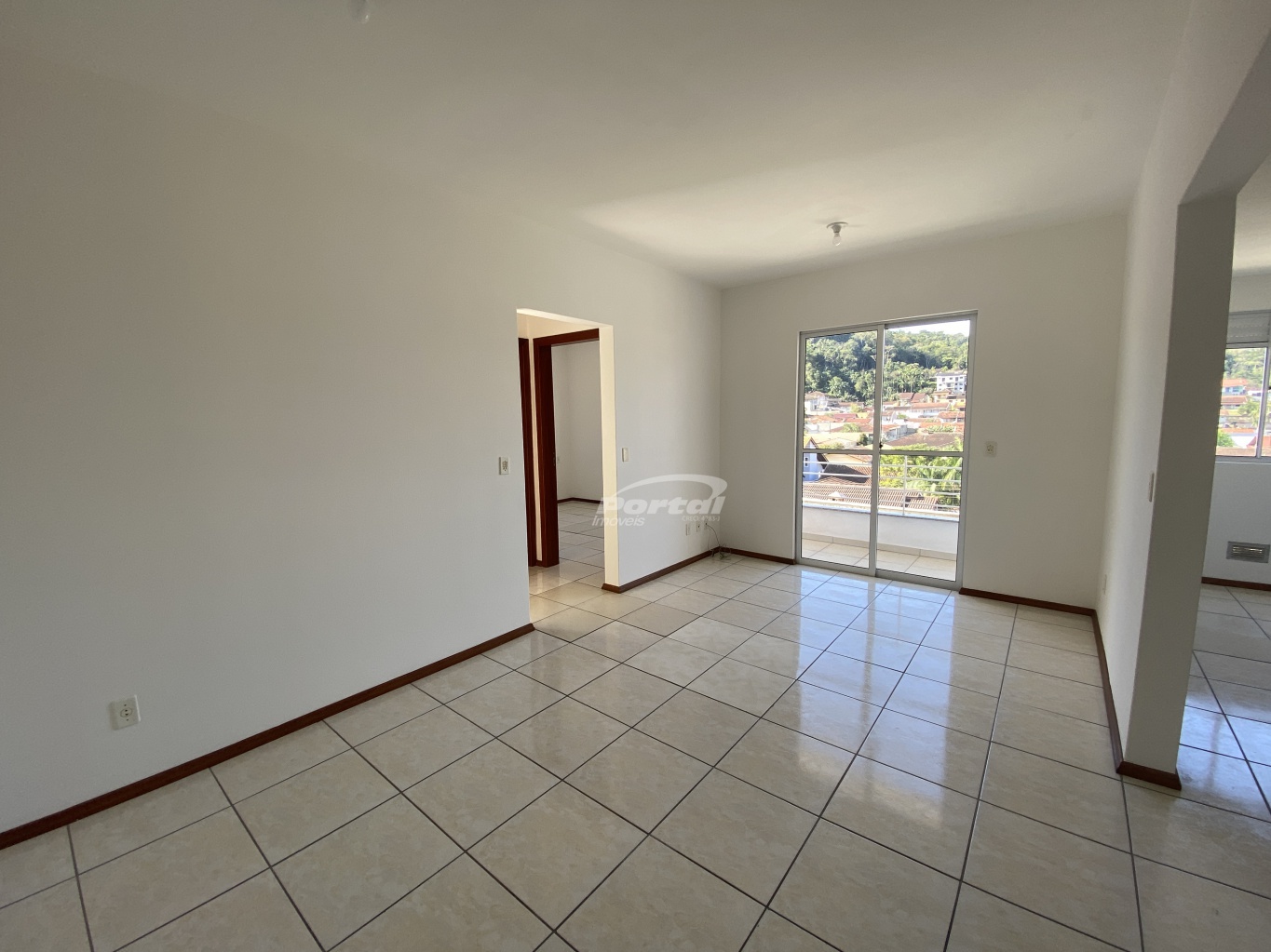 Apartamento para alugar com 2 quartos, 66m² - Foto 4