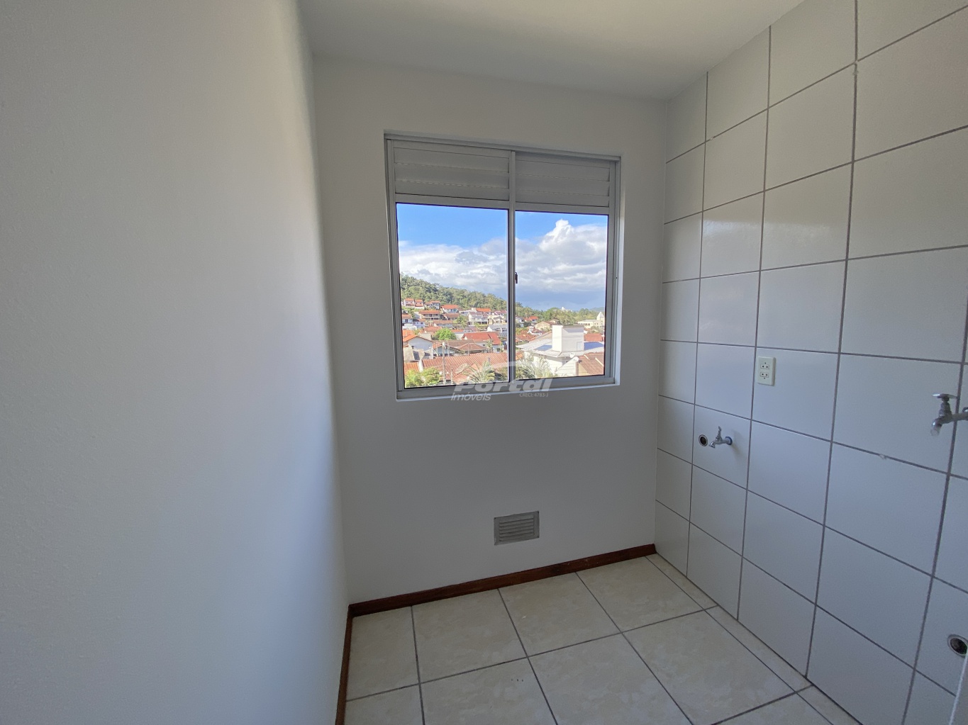 Apartamento para alugar com 2 quartos, 66m² - Foto 9