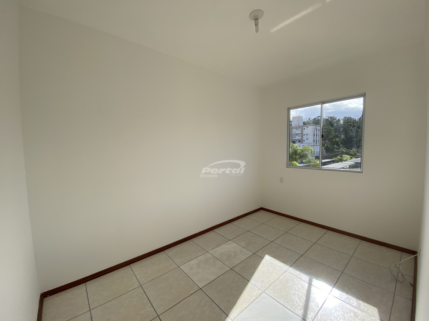 Apartamento para alugar com 2 quartos, 66m² - Foto 12