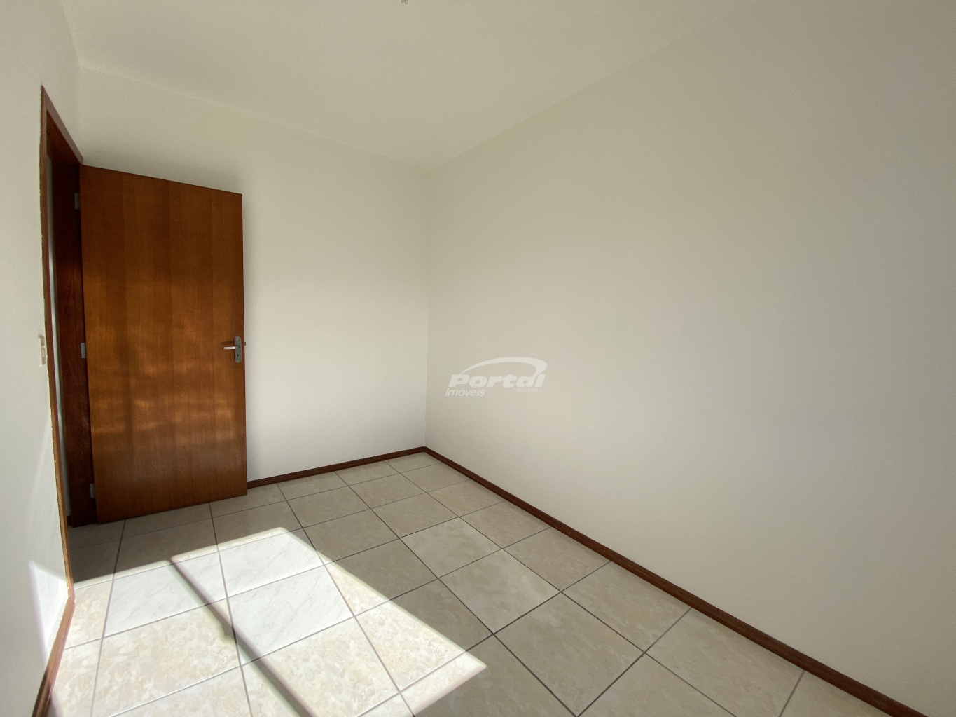 Apartamento para alugar com 2 quartos, 66m² - Foto 13