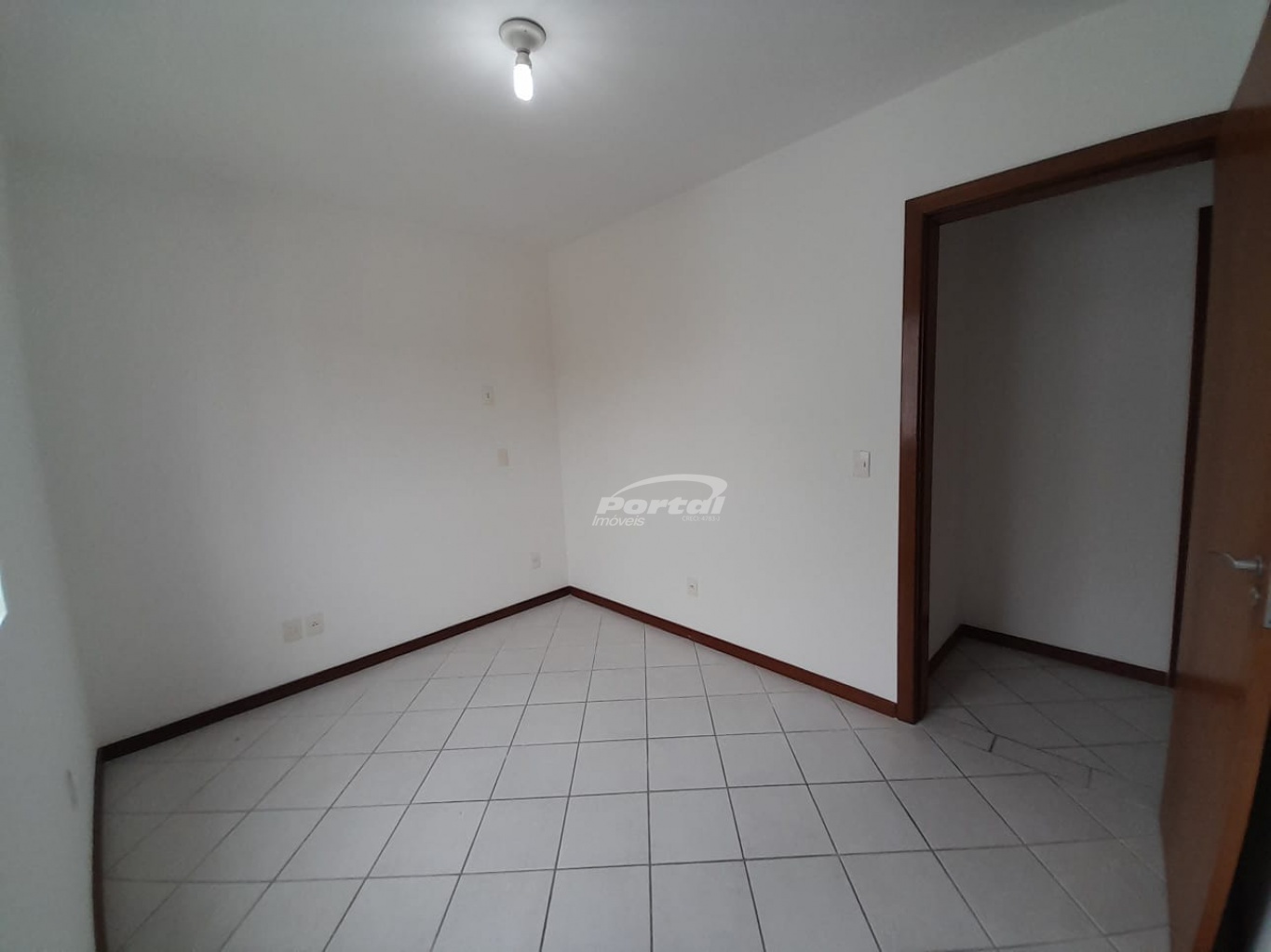 Apartamento para alugar com 2 quartos, 95m² - Foto 18