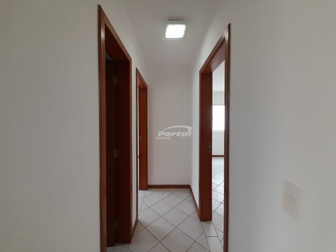 Apartamento para alugar com 2 quartos, 95m² - Foto 14