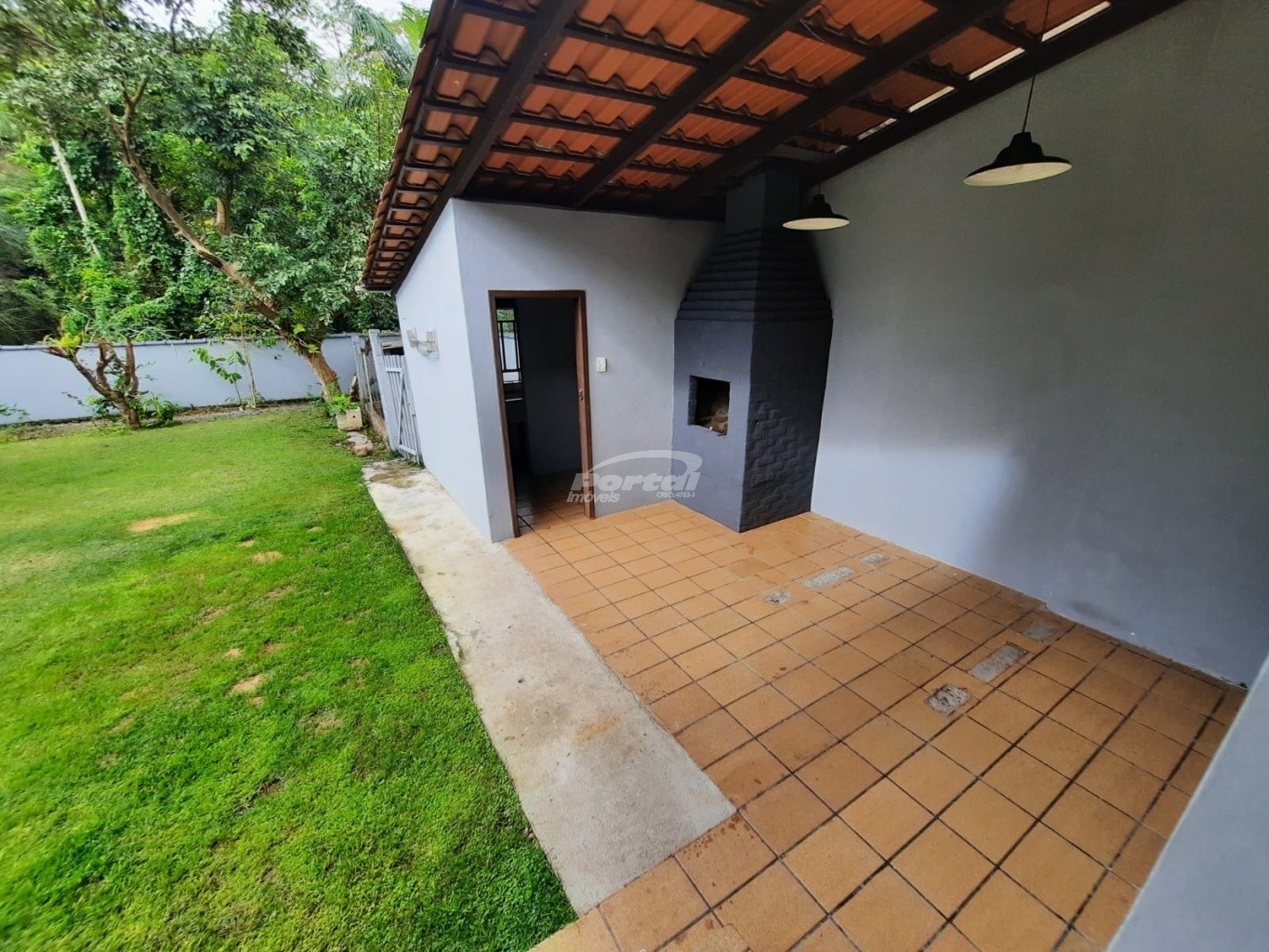 Casa para alugar com 3 quartos, 150m² - Foto 19